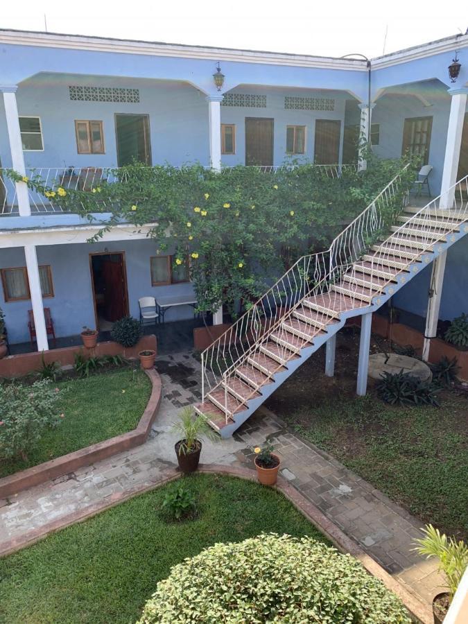 Hotel Izala San Pedro Pochutla エクステリア 写真